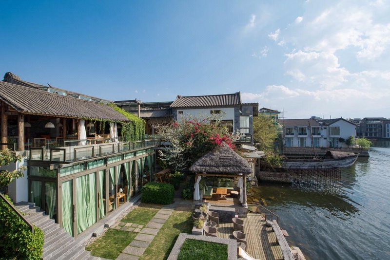 Yunqi Pishe Seaview Courtyard Inn Over view