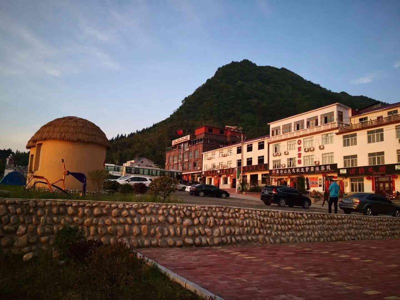 Ziyunyuan farmhouse Over view