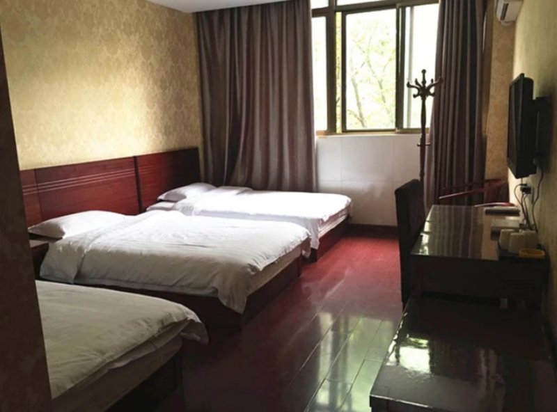 Dongyuan Holiday Hotel Guest Room