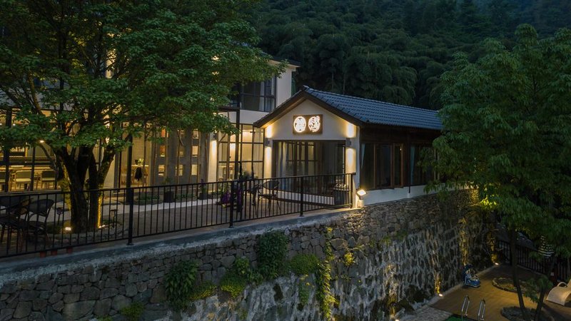 anji montvilla Over view