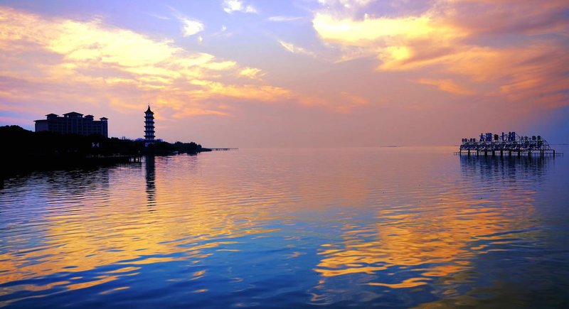 Sunshine Tai Lake Resort Suzhou Over view