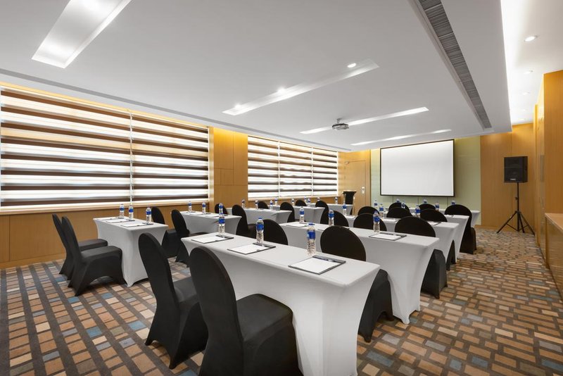 Holiday Inn Expressmeeting room