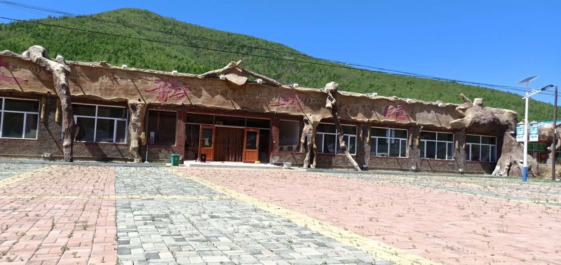 Lin Yun Hotel Over view