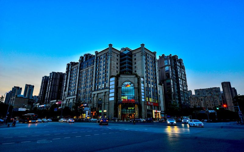 Pastoral Hotel (Chengdu Global Center) Over view