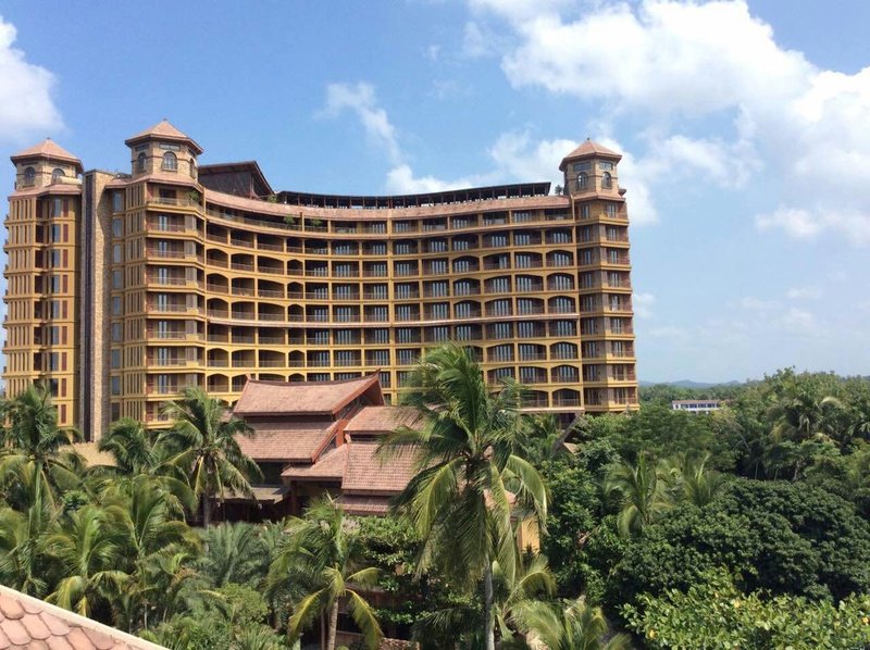 Royal Hotspring Resort Over view