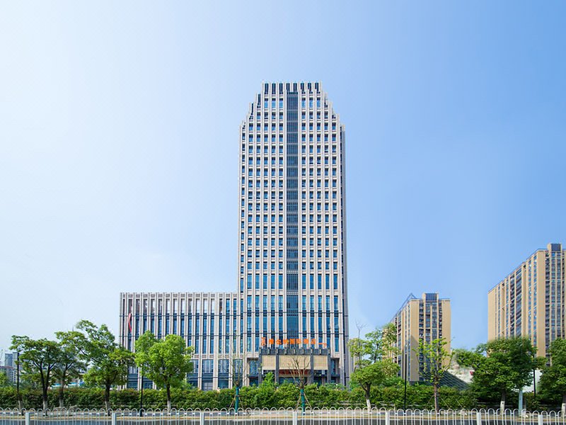 Vienna International Hotel (Wuhan Wangjiawan Renxinhui) Over view