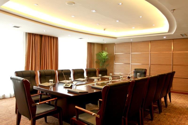 Superior Hotel (Anshan Jianguo South Road Railway Station) meeting room