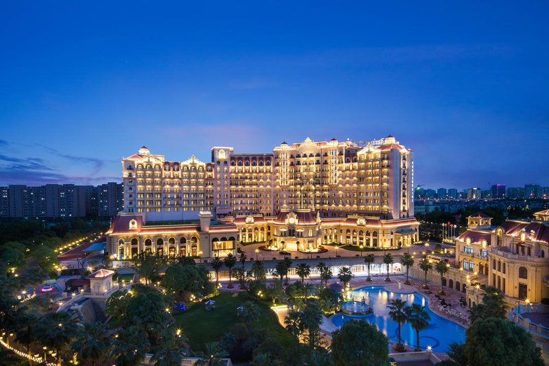 Radisson Blu Forest Manor Shanghai Hongqiao over view