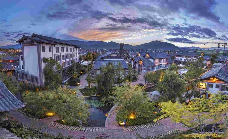 Courtyard Resort Lijiang Yueyun Over view