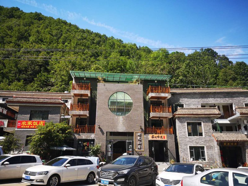 Chongdugou Shiguang Shanju Inn Over view