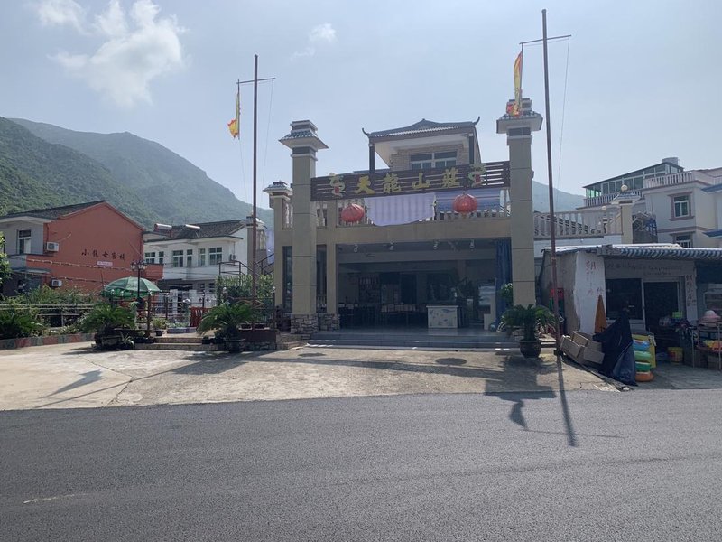  酒店外观