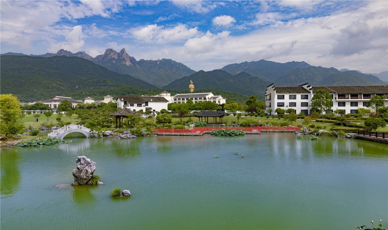 Jiuhuashan Yuanhang Hotel Over view