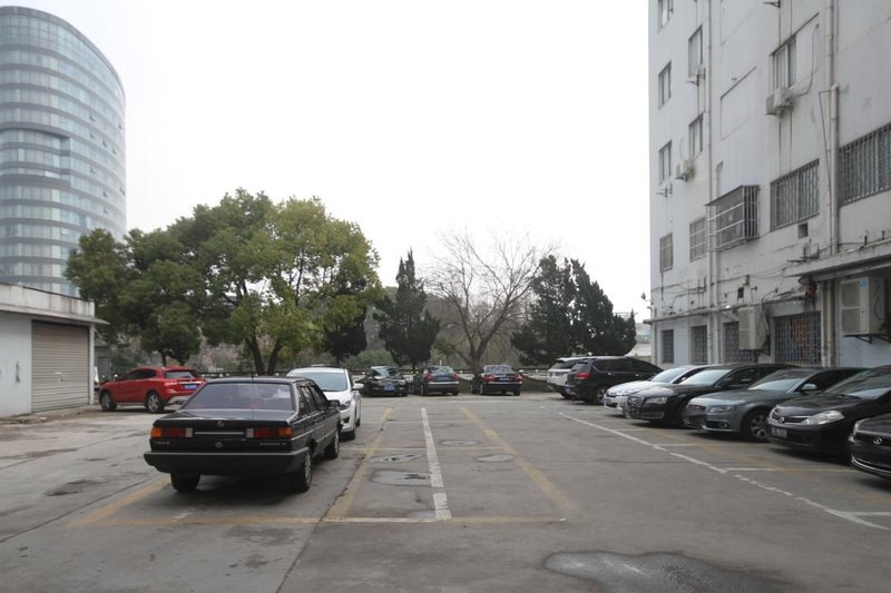 Hanting Express Kunshan Bailu Middle Road KunshanOver view