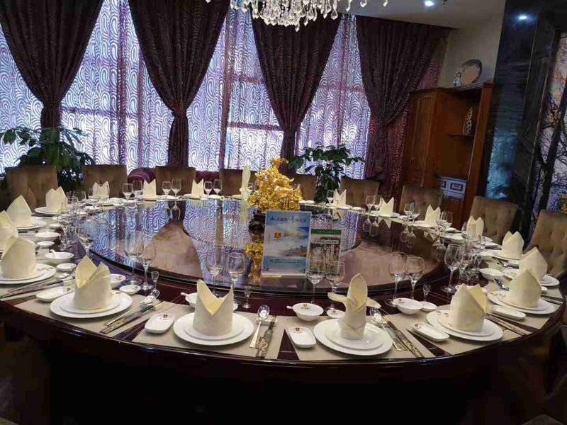 Ming Zhu Hotel Restaurant