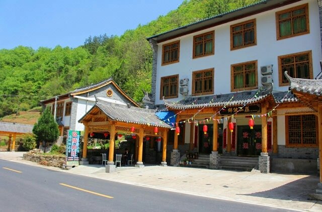 shangluojisixiajinxiushanzhuang Over view