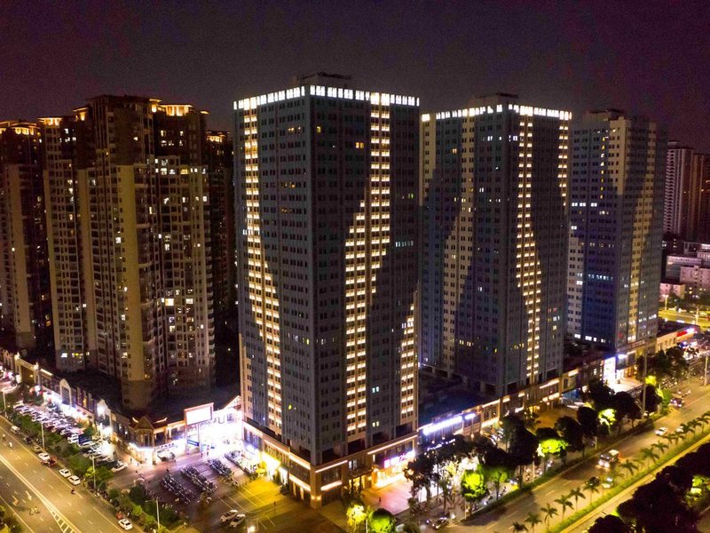 Echarm Plus Hotel (Nanning Jiangnan Wanda Plaza) over view
