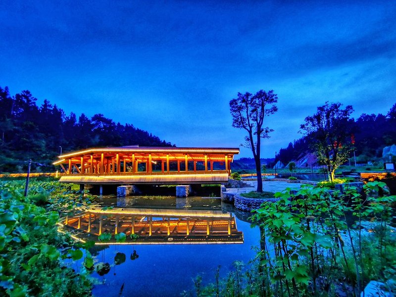 Gengyun Hongmengyuan Hostel Over view