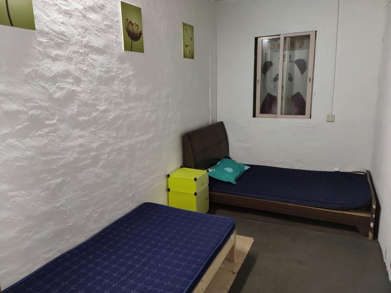 Bayard InnGuest Room