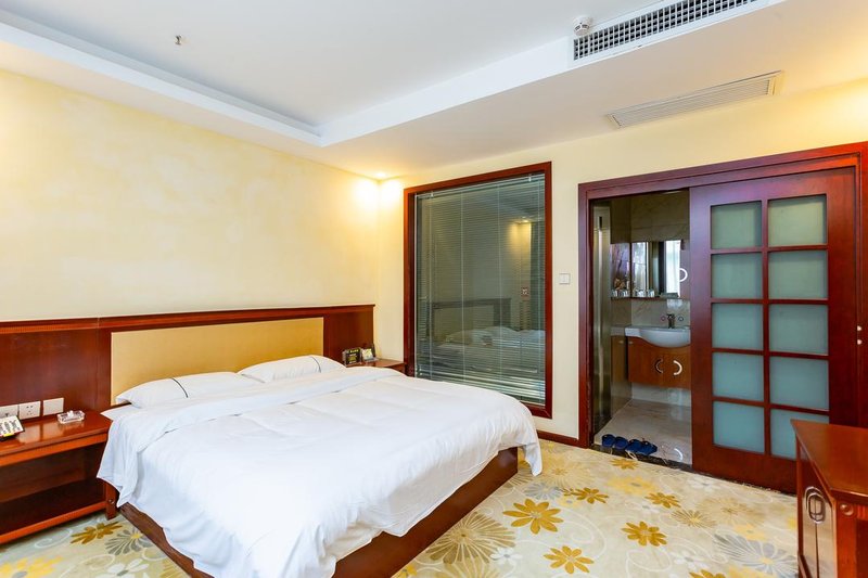 Xue Shan HotelGuest Room