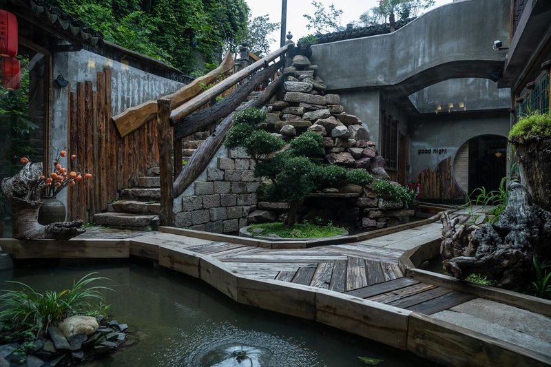 Zhouzhuang Life Inn Over view