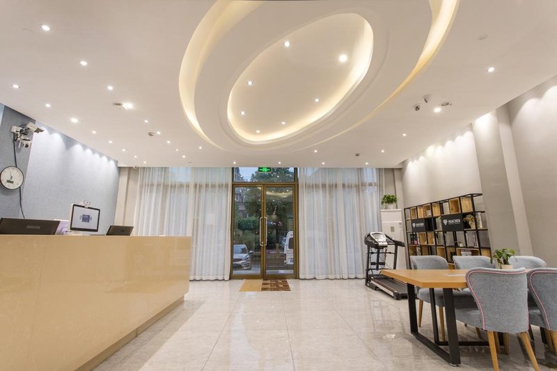 Huachen Hotel Restaurant