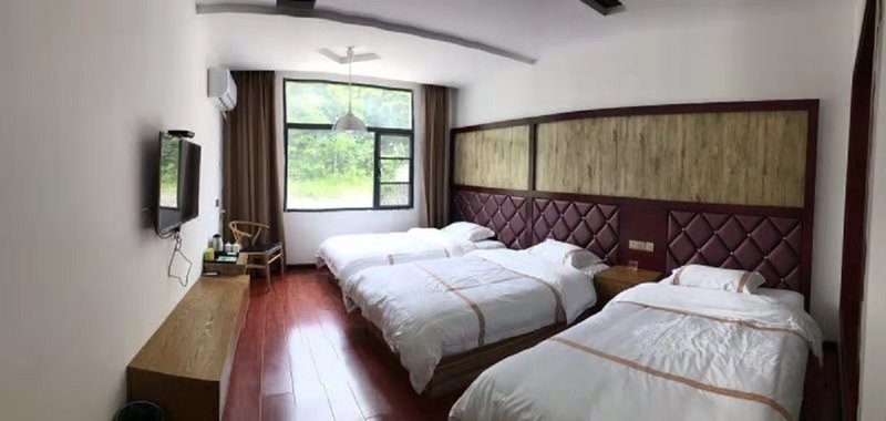 Towo Topping Hotel (Shennongjia Dajiu Lake)Guest Room