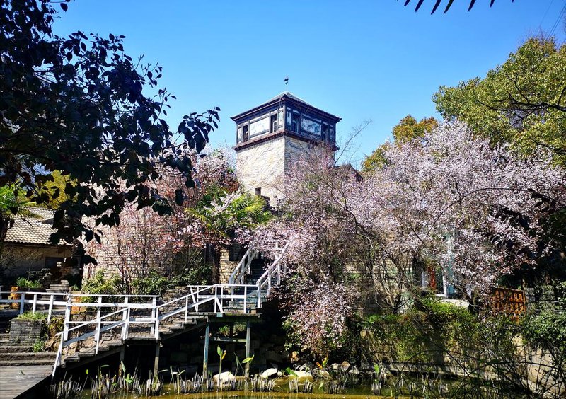 Deqiu Garden Hotel Over view