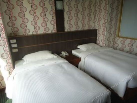 Y W Hotel Guest Room
