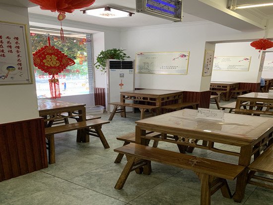 7 Days Premium Xinyang Railway Station Culture CenterRestaurant