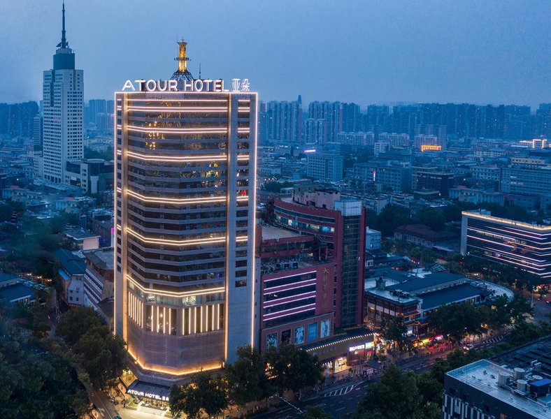 Atour Hotel (Ji'nan Daguanyuan) over view