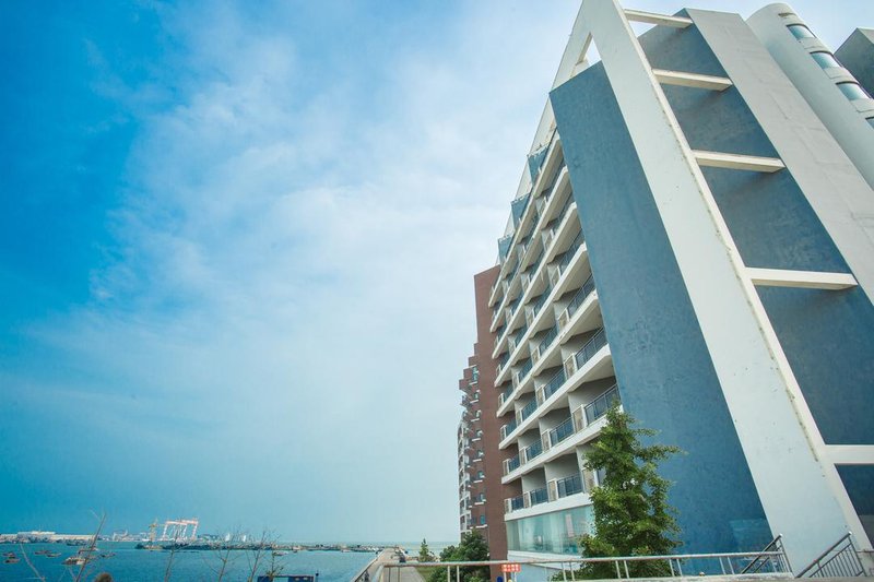 West Island Yacht Club Hotel Over view