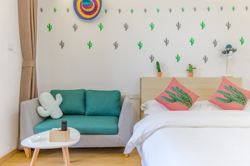 MYSTERY TREE Over view