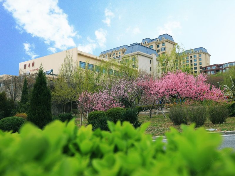 Baiyun Shanzhuang Hotel Over view