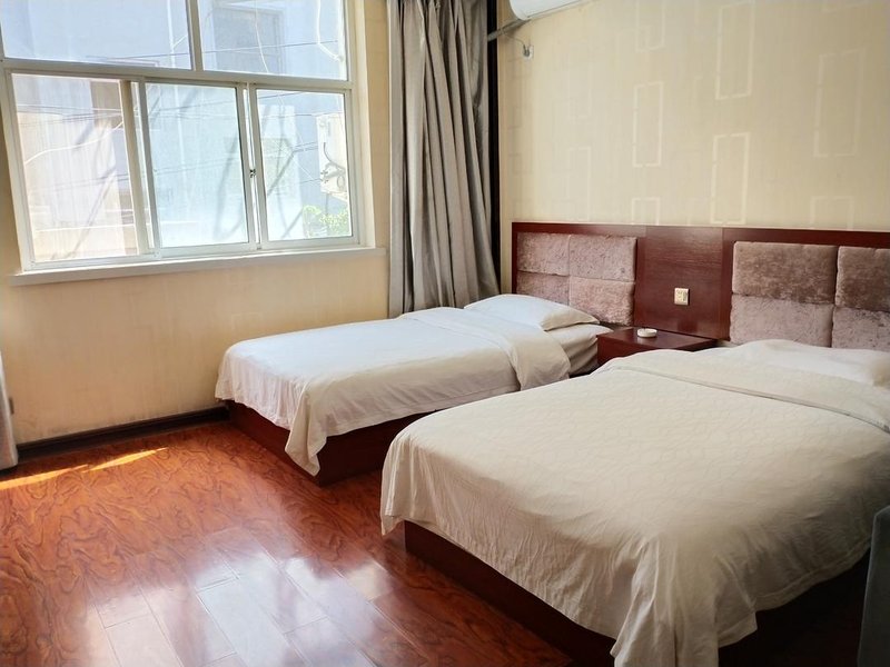 Pingliang Rujia Hotel Guest Room