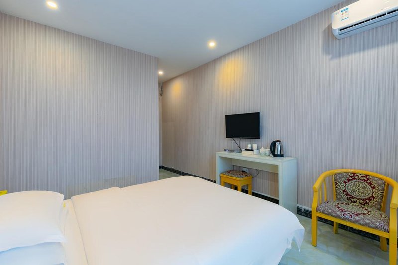 Heng Road Hotel Guest Room