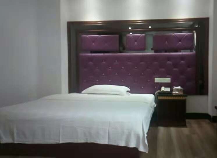 Guojin Business Hotel Guest Room