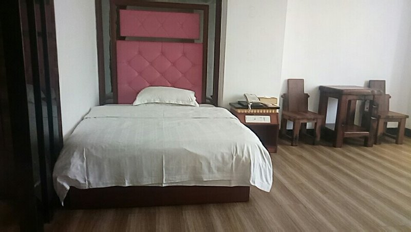Guojin Business Hotel Guest Room