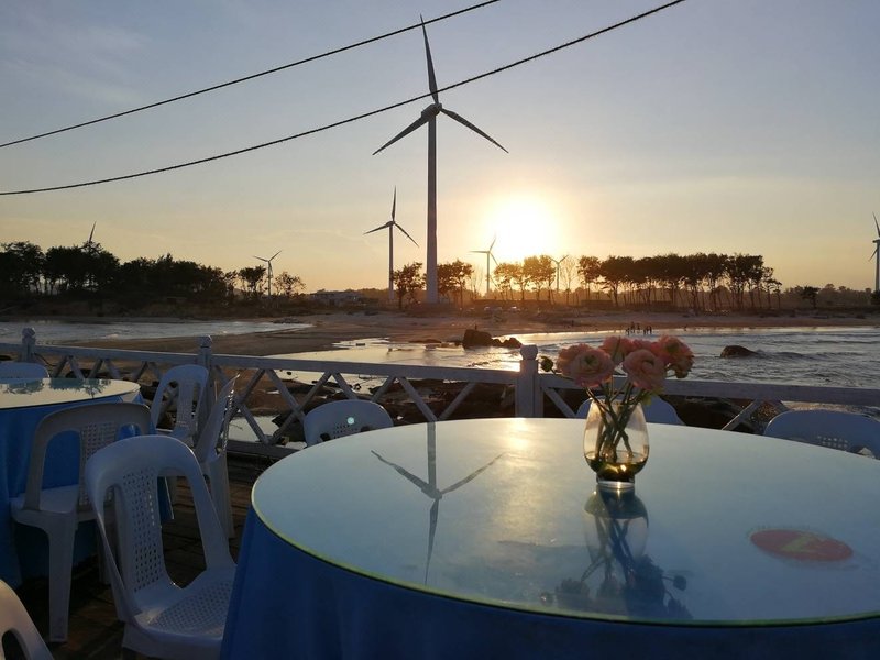 YUJIAN SEAVIEW HOTELRestaurant