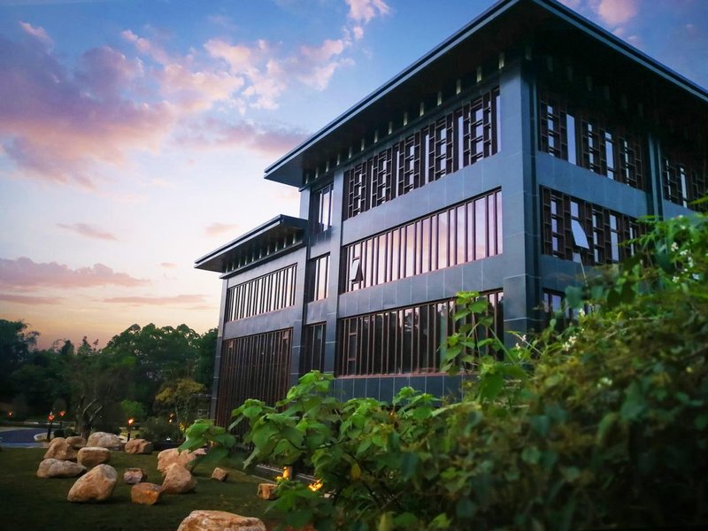 Panlong Valley Culture Hotel Over view