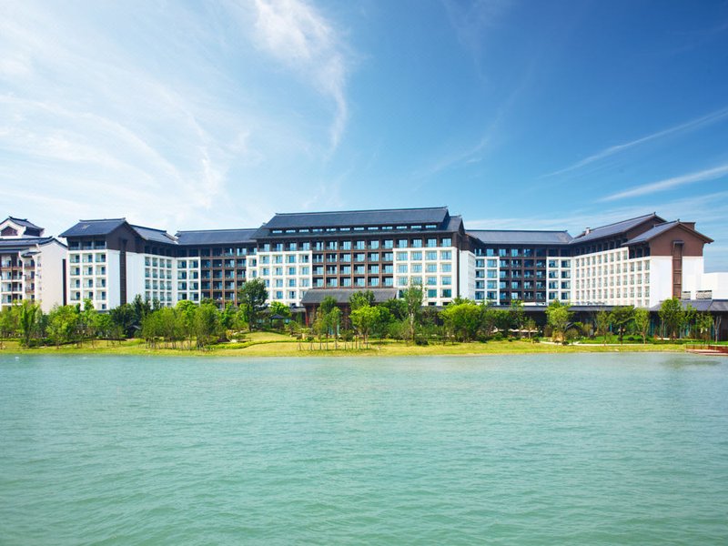 Crowne Plaza Wuxi Rongchuang Over view