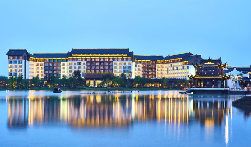 Crowne Plaza Wuxi Rongchuang Over view