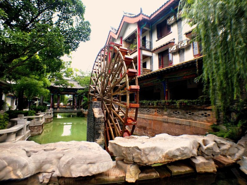 Taiyangdao Hotel (Chuxiong Yiren Old Town) Over view