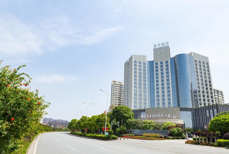 Changsha Longhua International Hotel Over view