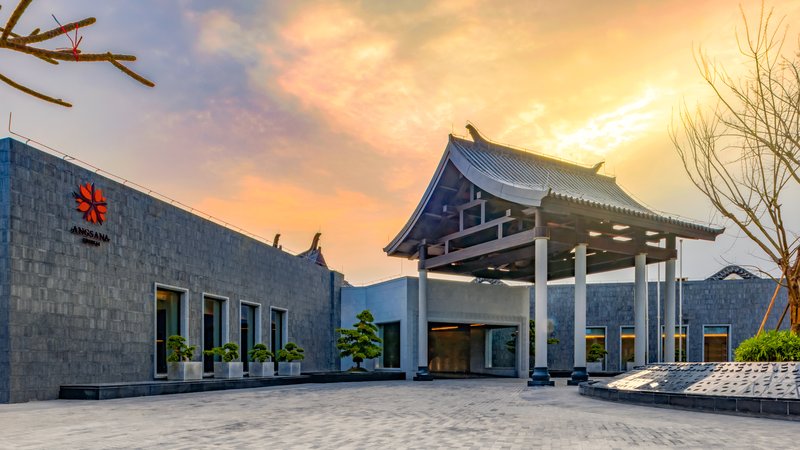 Angsana Zhuhai Phoenix Bay Over view