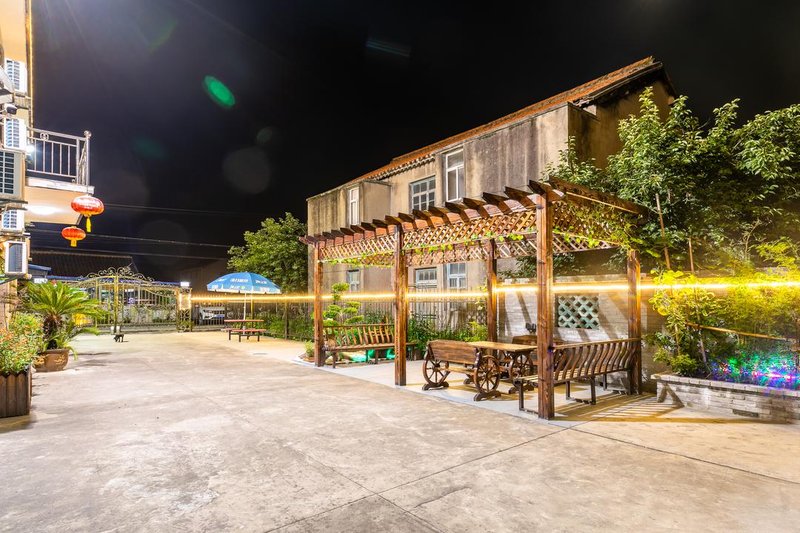 Dazaotou Farmhouse Chongming Over view