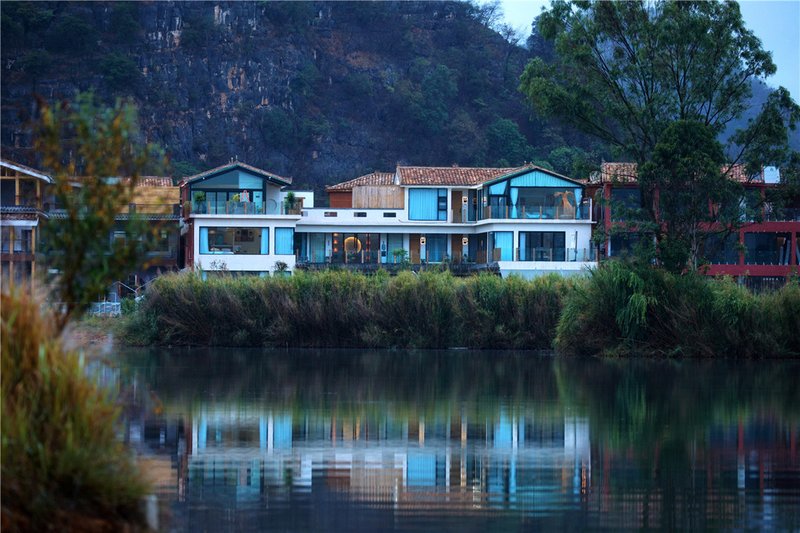 Puzhehei Yewang Su HostelOver view