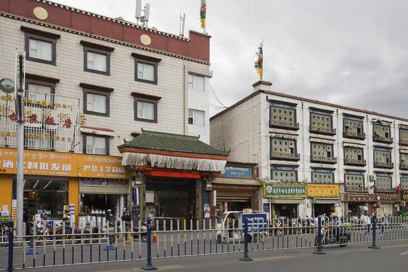 Lhasa Gang-Gyan Hotel Tibet Over view