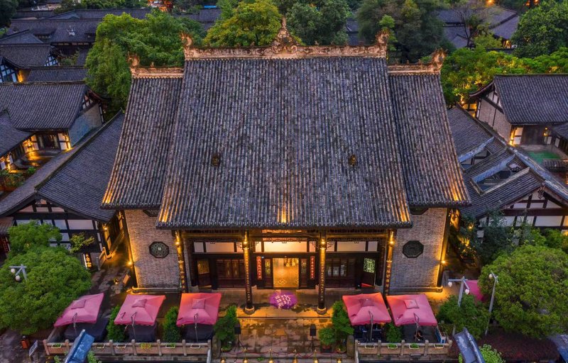 Chengdu Courtyard Hotel over view