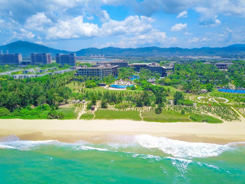 Wanda Reign Resort &Villas Sanya Haitang BayOver view