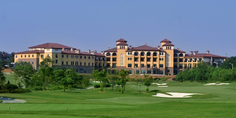 Zipeng Mountain Guangyuan International Conference Center Over view